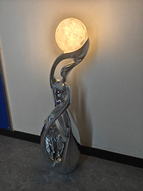 Nordische abstrakte Chromstatue 82 cm