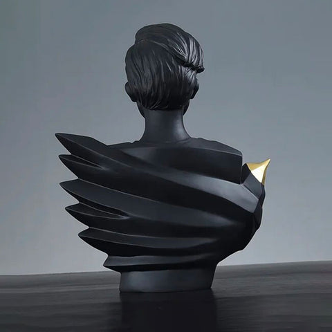 Frauenstatue<br> Zeitgenössisch 31 bis 41 cm