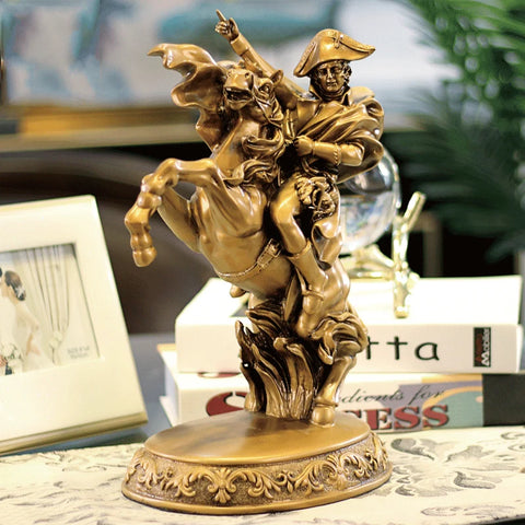 Napoleon-Statue auf goldenem Pferd 33 cm