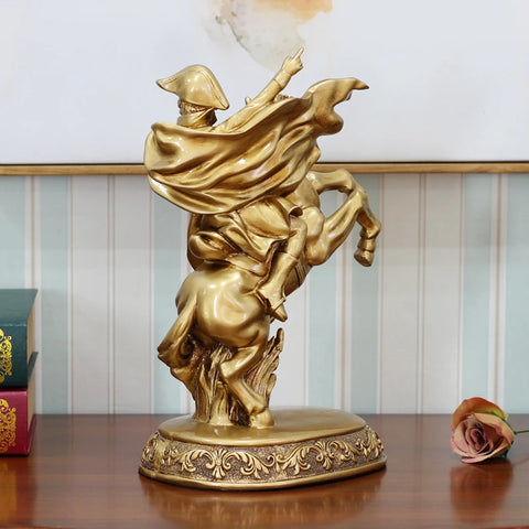 Napoleon-Statue auf goldenem Pferd 33 cm