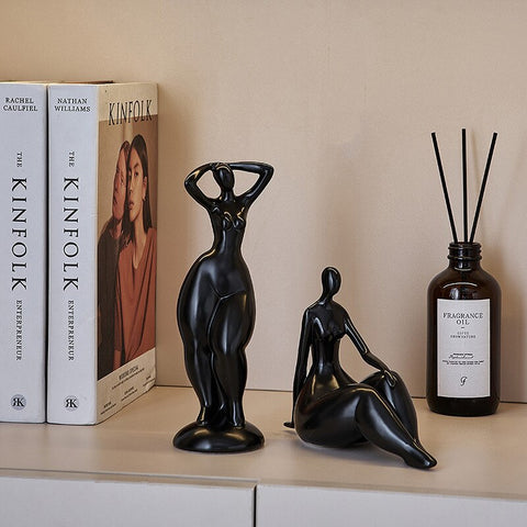 Runde Frauenstatuette