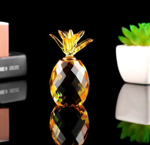 Skulptur Goldene Ananas aus Kristall 7 cm
