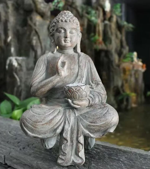 Buddha-Statue aus Kunstharz für den Außenbereich 27 cm