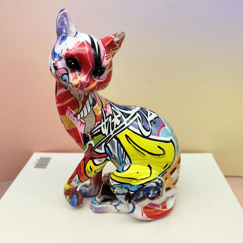 Sitzende Katzenstatue aus Graffitiharz, 20 cm