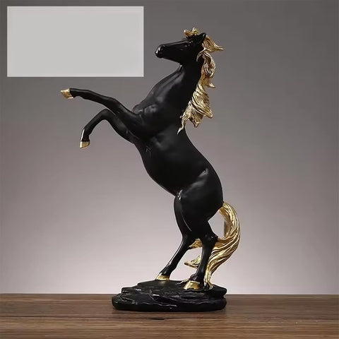 Statue schwarzes, sich aufbäumendes Pferd mit goldener Mähne 29 cm