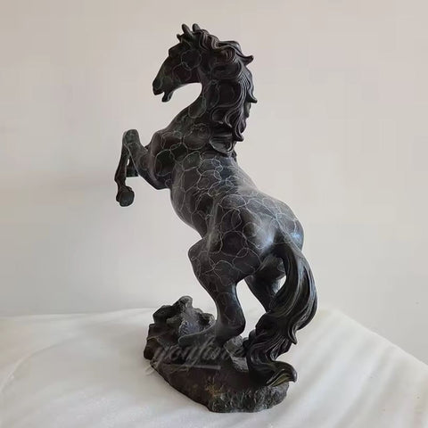 Statue aufgerichtetes Pferd aus Bronze 41 cm
