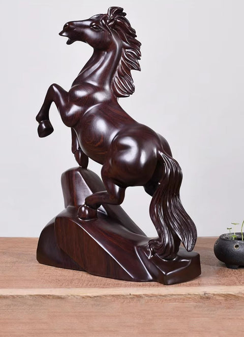 Pferdestatue aus massivem Holz, 20 cm