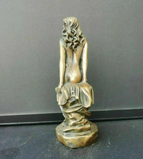 Nackte Frau aus Metall, 15 cm