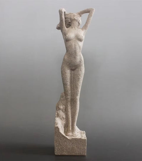 Nackte Frauenstatue aus Sandstein 32 cm