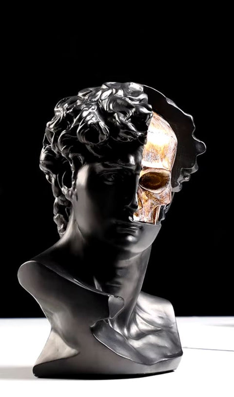 Schwarze griechische Statue, goldener Totenkopf 28 cm