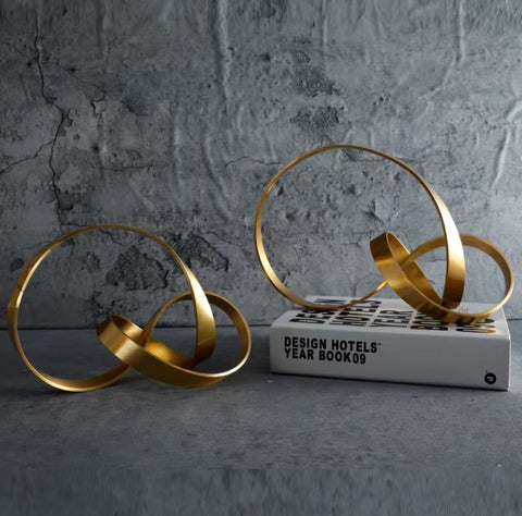 Skulptur Metall Goldband 18 cm