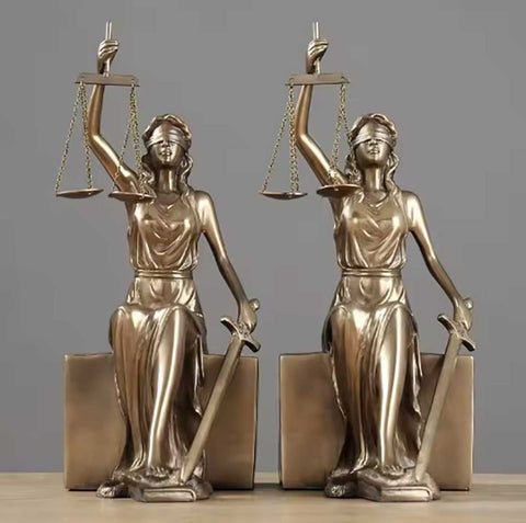 Buchstützen in Form der Justitia-Statue aus Bronze – 2er-Set – 26 cm