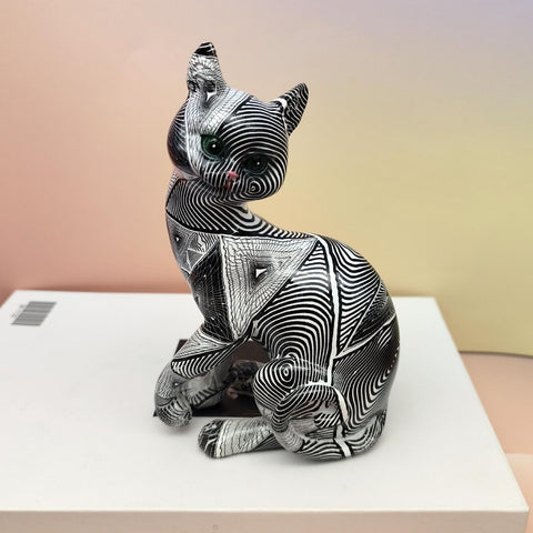 Sitzende Katzenstatue aus Psychoharz, 17 cm