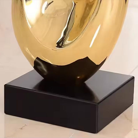 Abstrakte Statue aus Goldharz – Dekorative Skulptur 49 cm