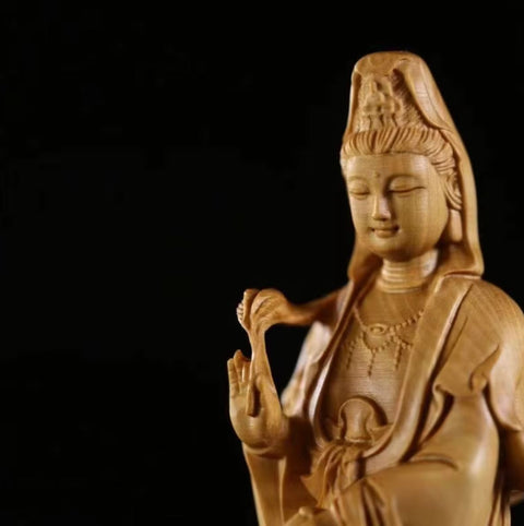 Buddha-Statue aus Holz 17 cm