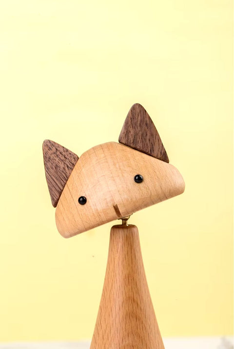 Holzstatue Katze nordischer Stil 16 cm