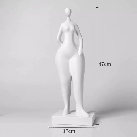 Frauenstatue<br> Skulptur einer dicken Frau