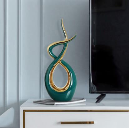 Abstrakte Skulptur<br> Goldene Umarmung