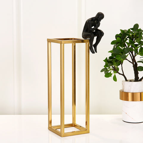 Mannstatue<br> Der Design Thinker