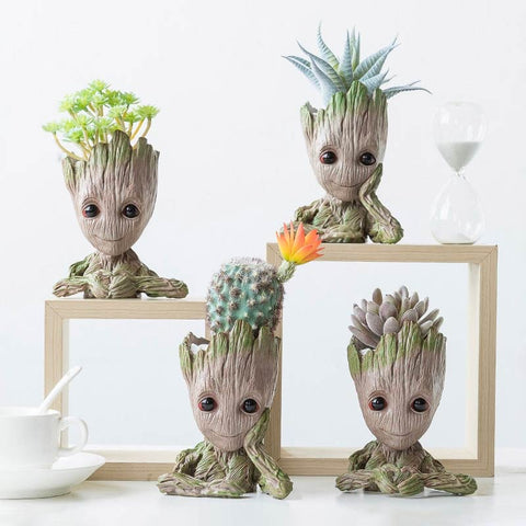 Zeitgenössische Skulptur<br> Groot-Blumentopf