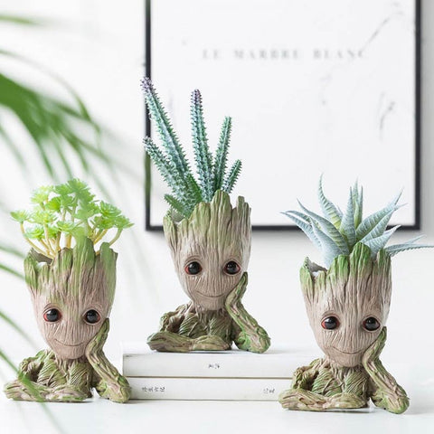 Zeitgenössische Skulptur<br> Groot-Blumentopf