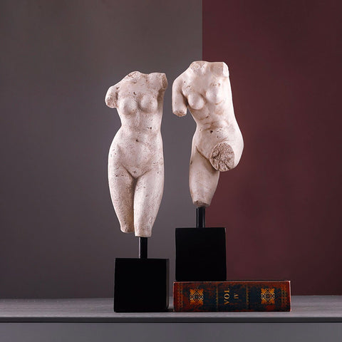 Moderne Skulptur<br> Frauenkörperskulptur