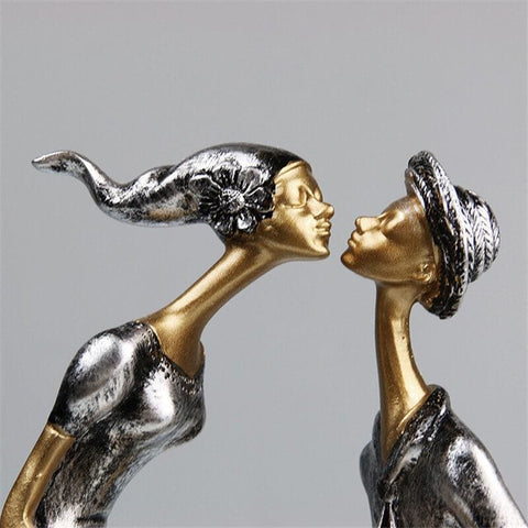 Moderne Statue<br> Liebendes Paar
