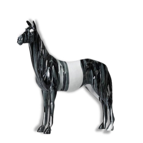 Pferdestatue<br> Innere