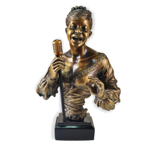 Frauenstatue<br> Jazzsänger