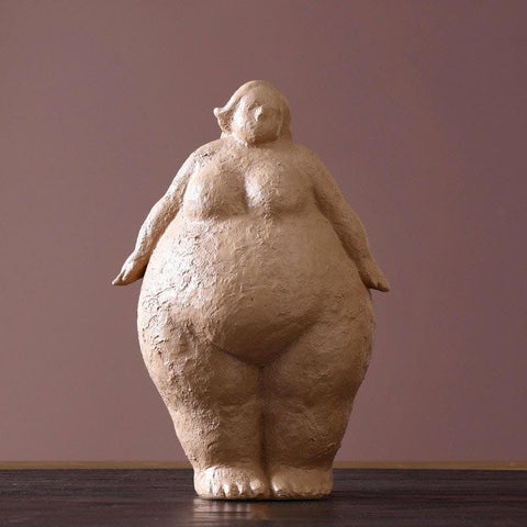 Runde Frauenstatue<br> Ton 18 / 27 cm