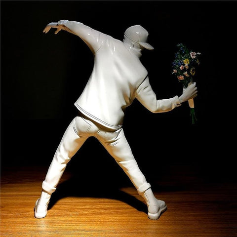 Zeitgenössische Skulptur<br> Banksy-Blumenbomber